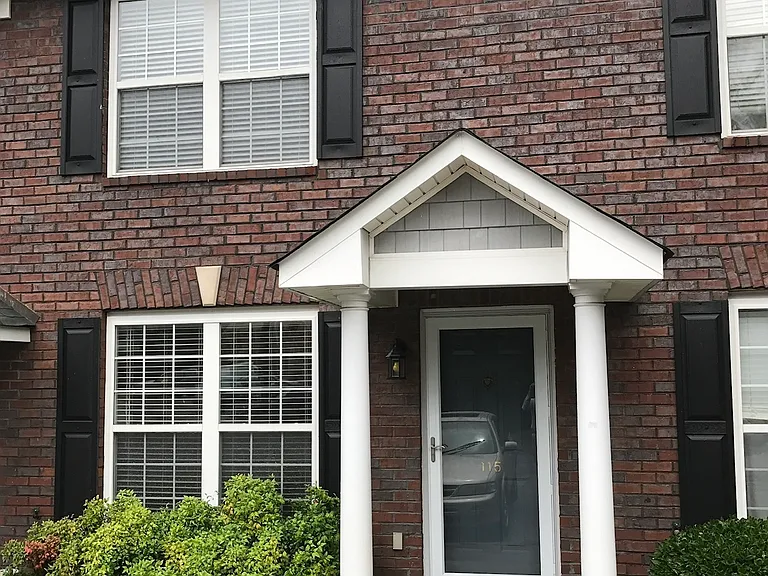 240 Cleveland Rd #205 — Photo 1