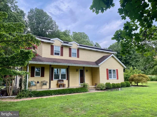 1398 Kings Hwy, Pilesgrove, NJ 08098