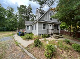 23 Acorn Trl, Oak Ridge, NJ 07438