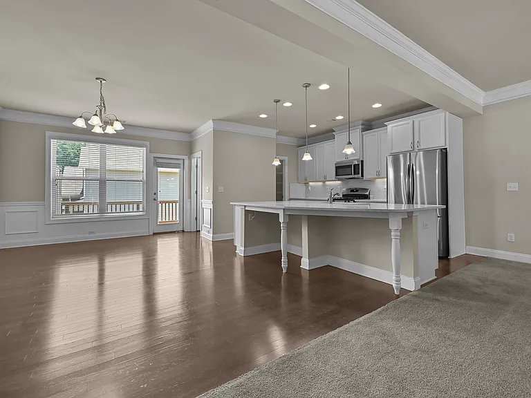2489 Village Park Bnd — Photo 9
