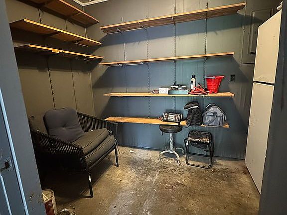 5th image of 232 Atkins Rd