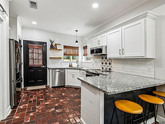 5th image of 34904 Saint Regis Ct