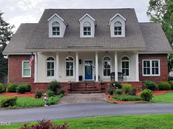 774 Buckland Dr, Fayetteville, NC 28312