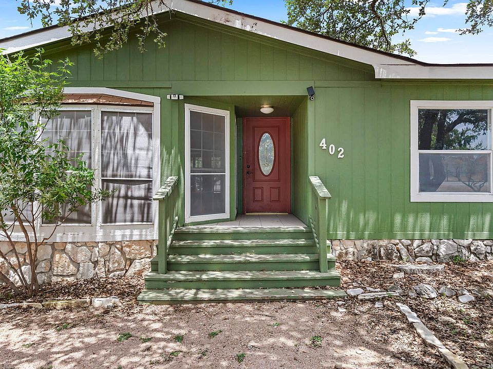 1st image of 402 N WALNUT WAY