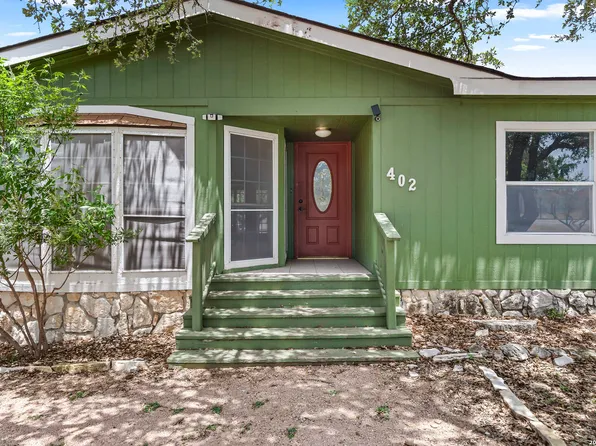 402 N WALNUT WAY, Boerne, TX 78006