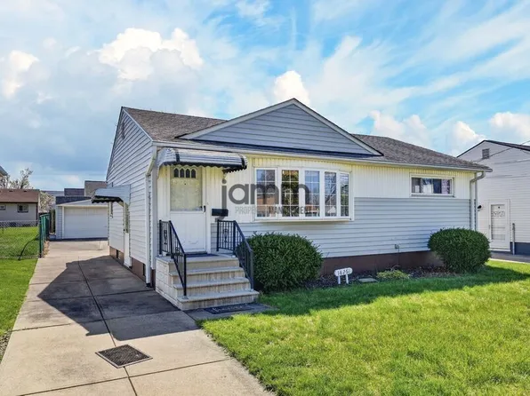 16261 Remora Blvd, Brookpark, OH 44142