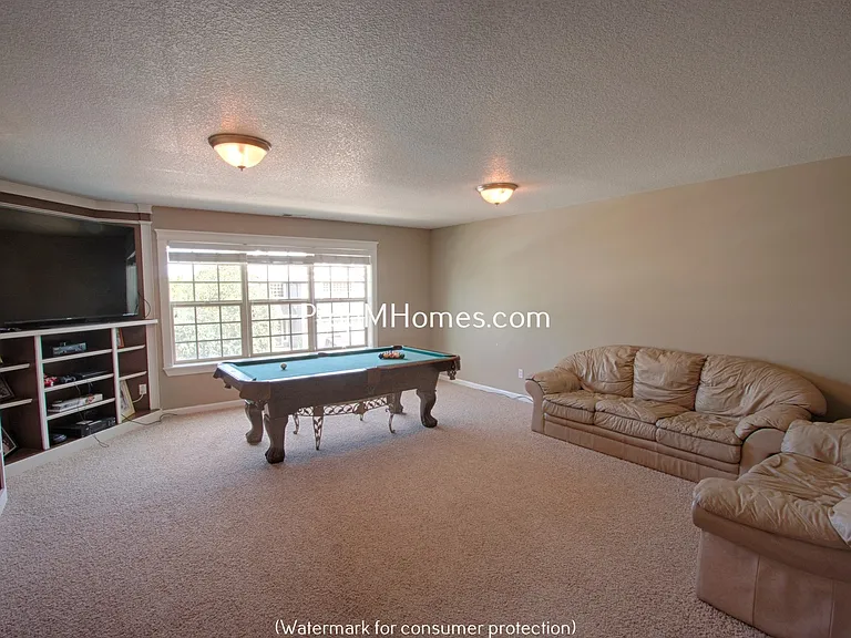 682 June Dr — Photo 22