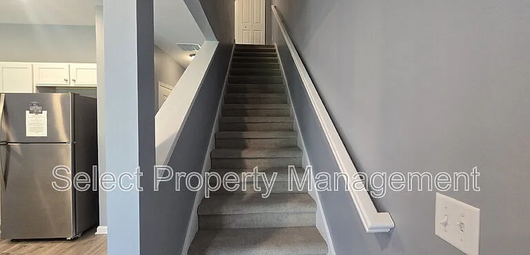 7083 Homestead Rd — Photo 13
