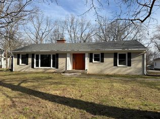 1235 E Eastwood St, Marshall, MO 65340