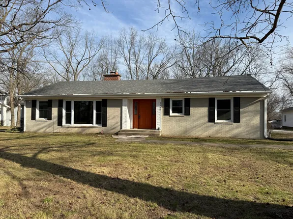 1235 E Eastwood St, Marshall, MO 65340