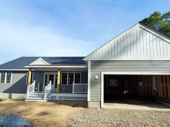 527 High St, Rochester, MA 02770
