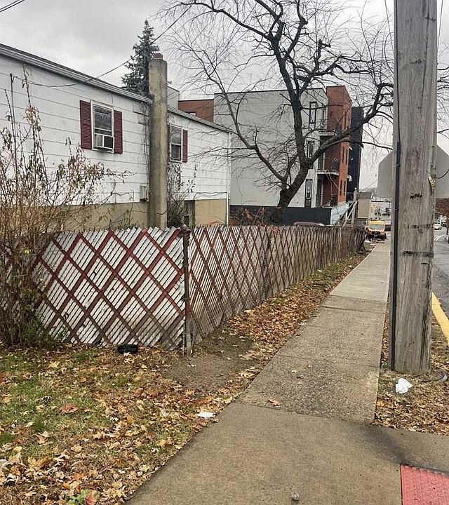 1st image of 1700 34th St