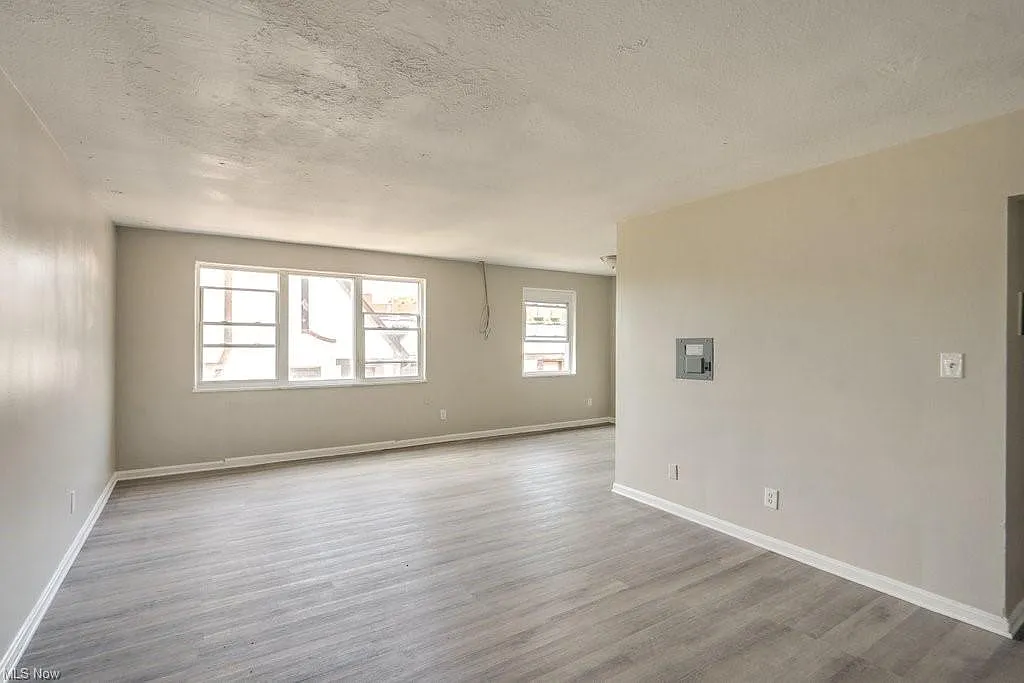1 bed, 800 sqft, $1,100 — Photo 2
