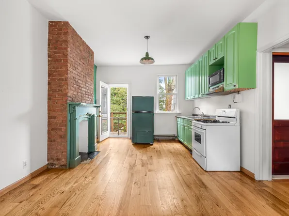 319 Prospect Avenue image 3 of 13