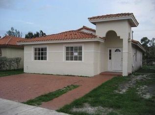 3152 W 68th Pl, Hialeah, FL 33018