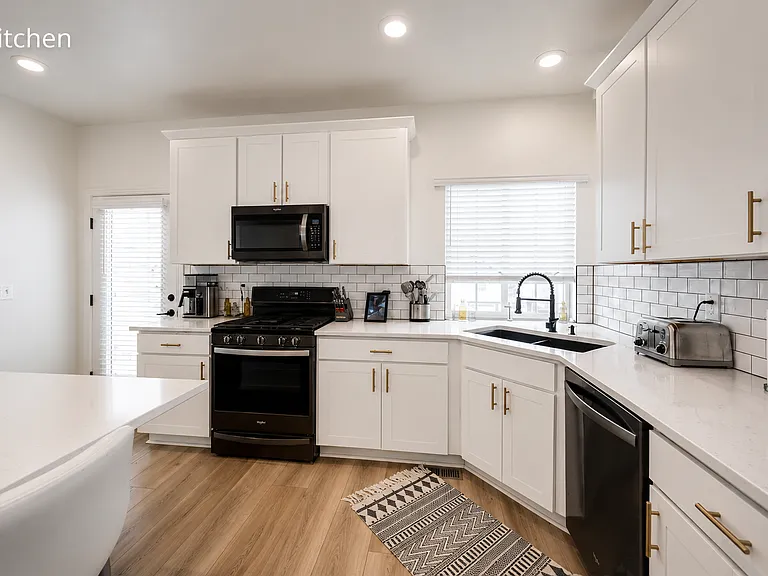 4443 N Quatar Ct — Photo 11