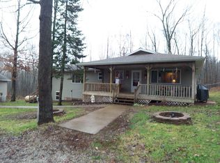 W7279 County Road R, Niagara, WI 54151