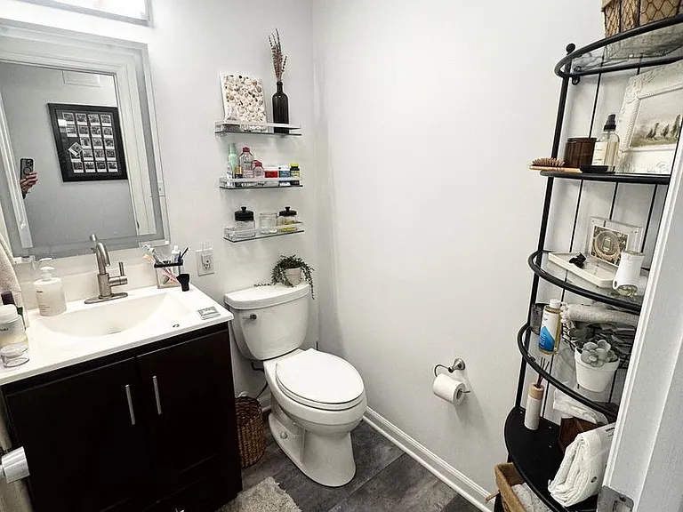 130 S 22nd St #3F — Photo 14
