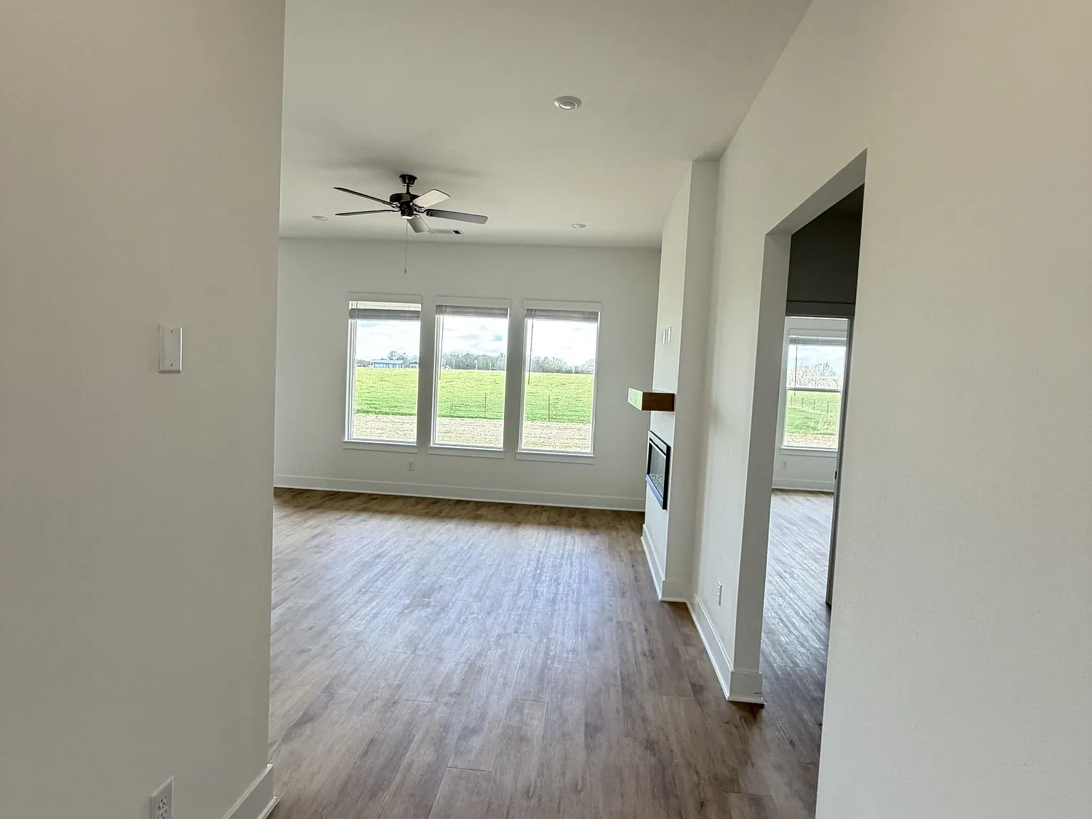 563 West Canada Drive - 1 — Photo 1