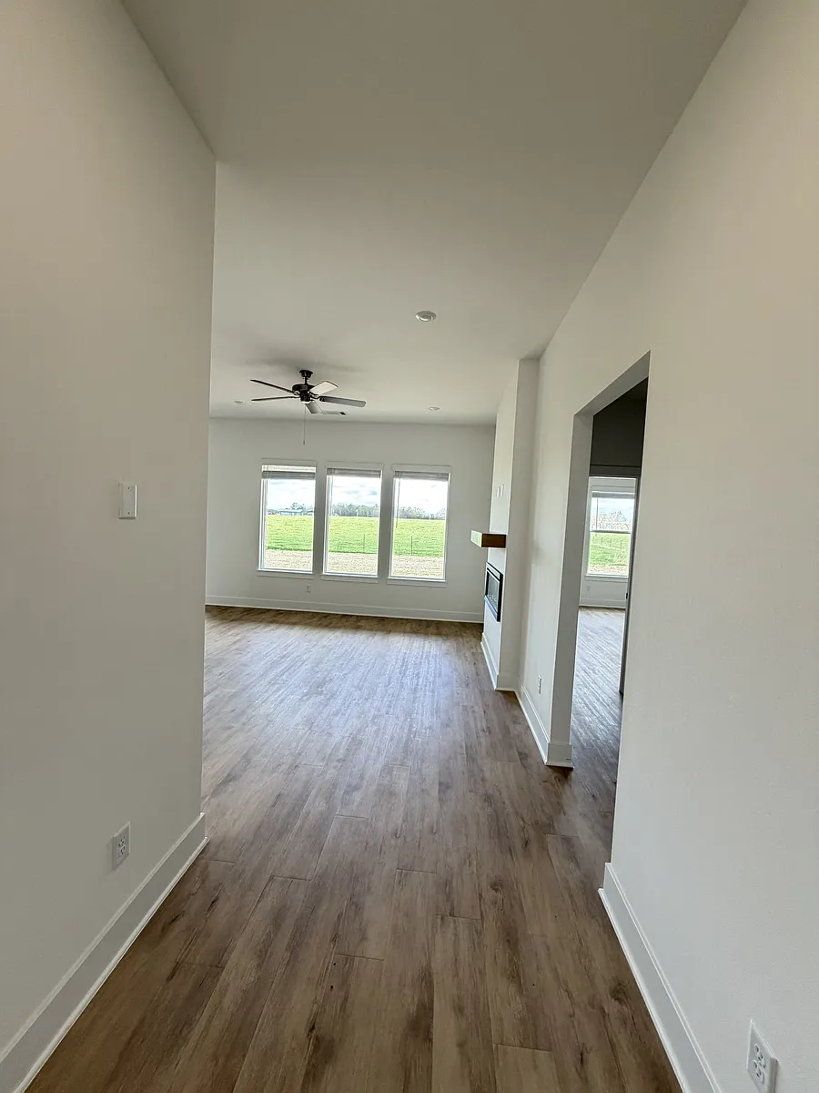 Building Photo - 563 W Gosling Isle