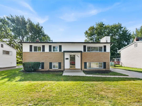 2244 Serra Dr, Sterling Heights, MI 48310