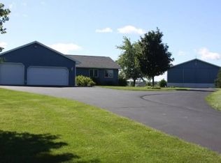 1593 100th Ave, Hammond, WI 54015