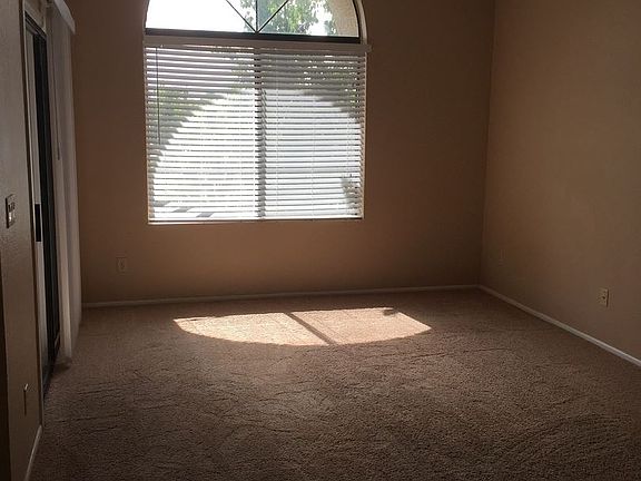 4th image of 1905 E University Dr