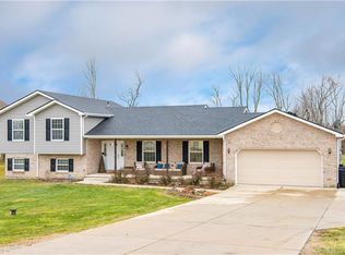 5617 Diamond Mill Rd, Brookville, OH 45309
