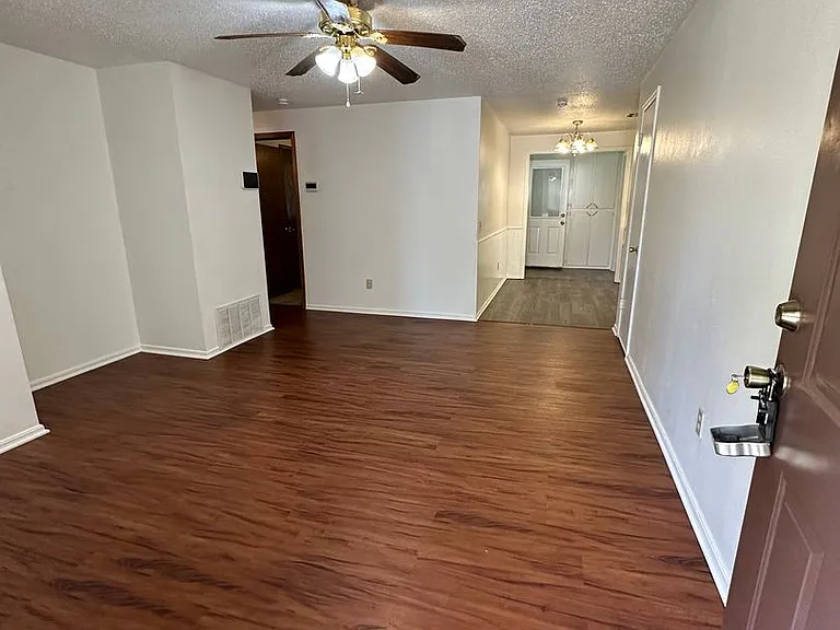 5013 S Dimple Dr — Photo 7
