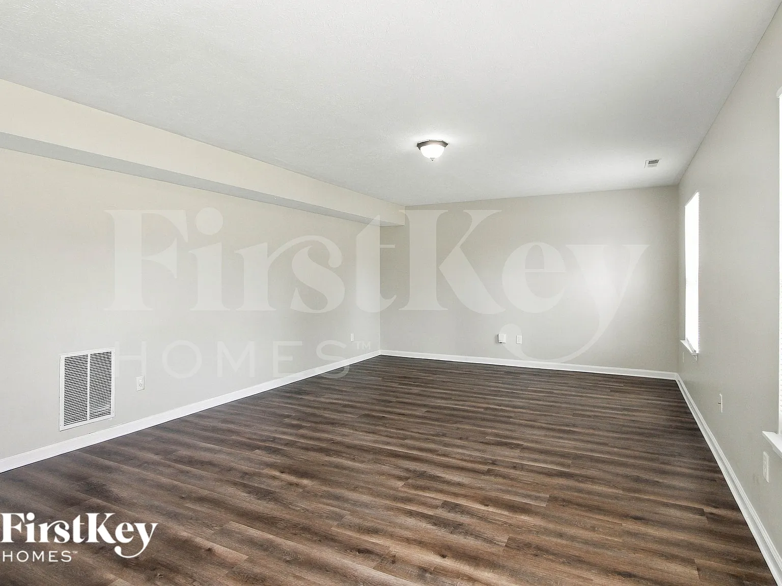 4 bed, 3.0 bath, 2227 sqft, $2,170 — Photo 3