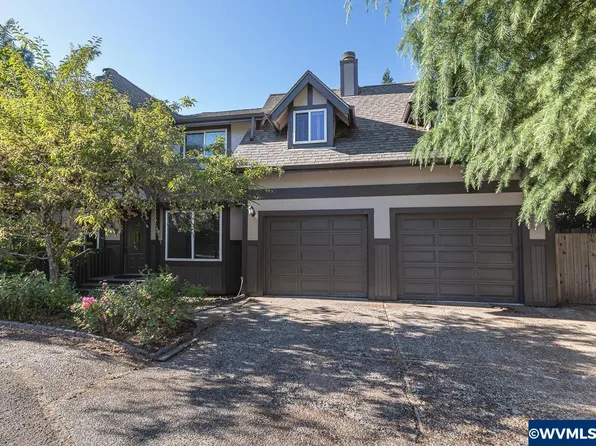 527 King Arthurs Ct SE, Salem, OR 97302