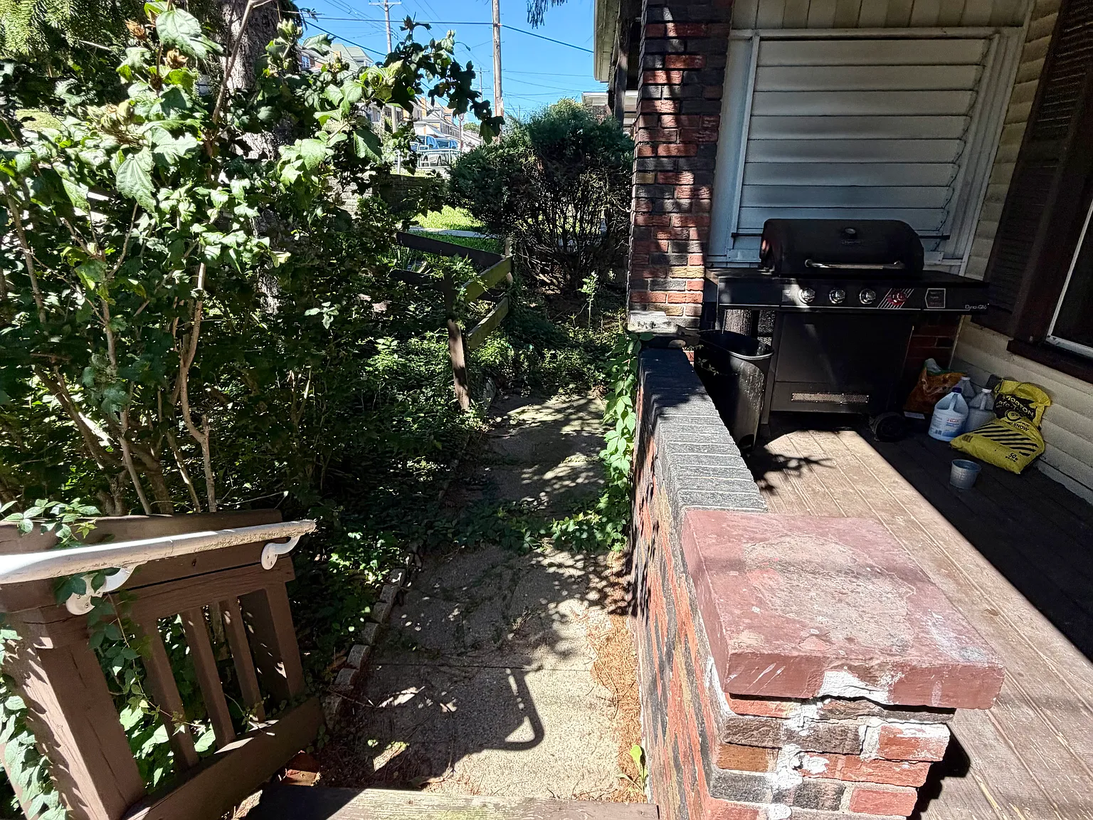 3 bed, 1296 sqft, $1,895 — Photo 2