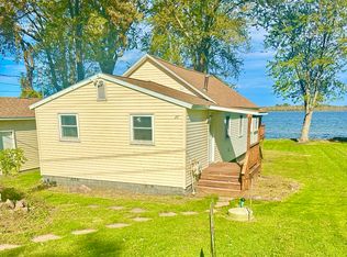 26 Woodworth Rd, Central Square, NY 13036