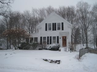 13 Stevens St, Stoneham, MA 02180