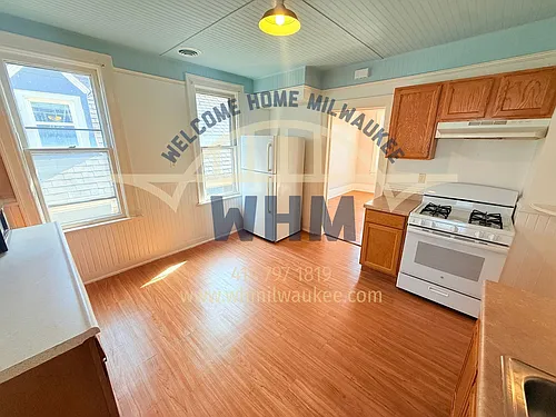 2934 N Bremen St #UPPER Photo 1