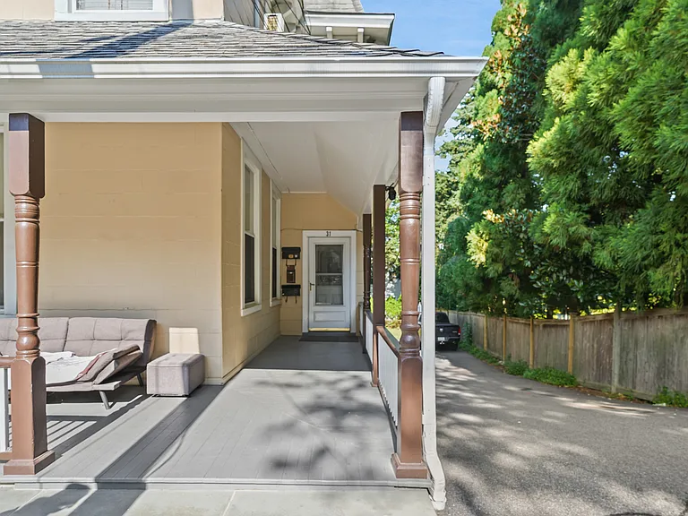 31 N Eckar St #3 — Photo 1
