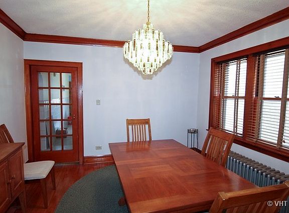 5th image of 1637 S Clarence Ave