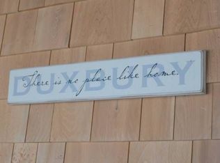 28 Chapel St, Duxbury, MA 02332