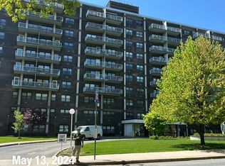 1100 Clove Rd APT 6E, Staten Island, NY 10301