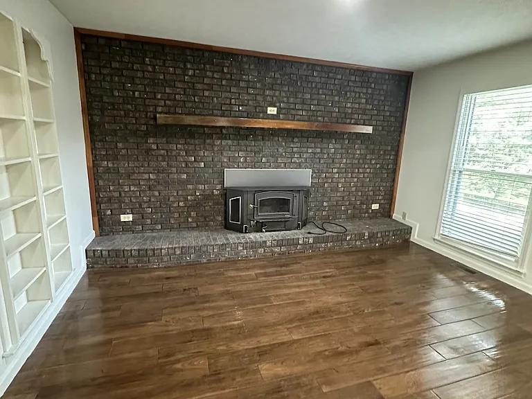 2160 Lovvorn Rd — Photo 9