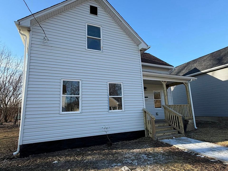 1st image of 926 Keen St