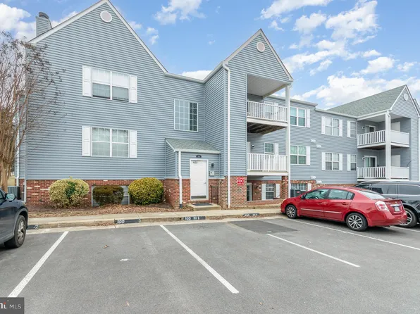 100 Grosvenor Ln APT 3, Stafford, VA 22556