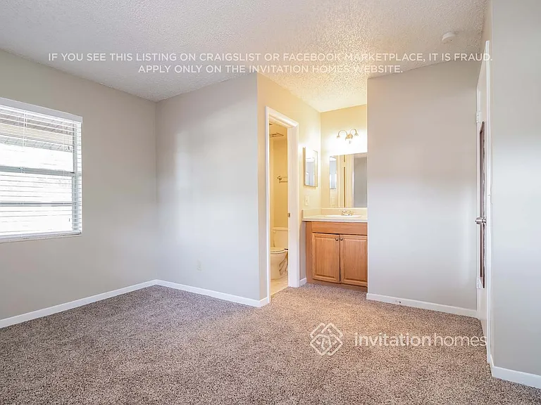 409 S Hawthorn Cir — Photo 9