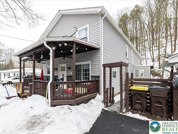 2nd image of 622 Creek Rd
