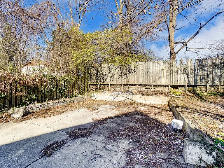 2854 Shaffer Ave — Photo 22
