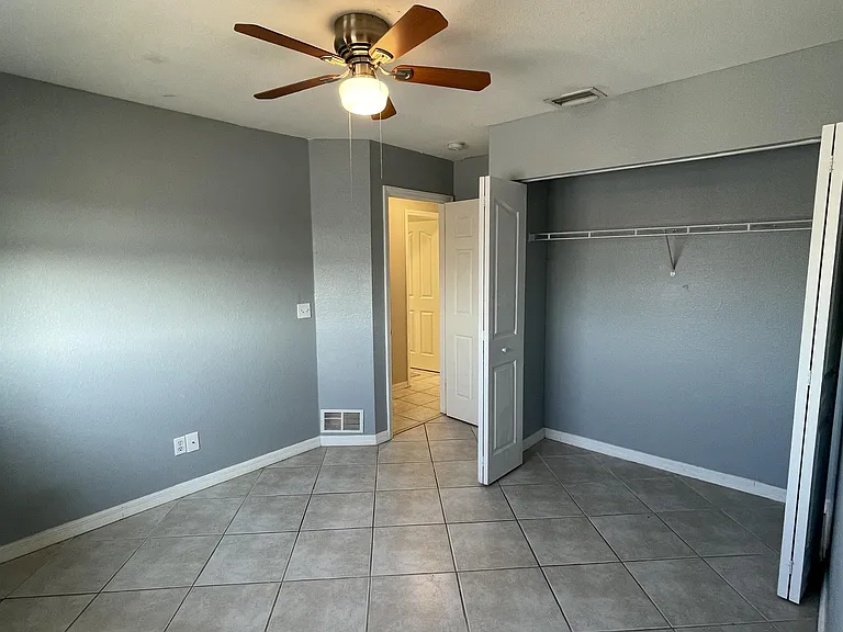 1602 SW 16th Ct — Photo 31