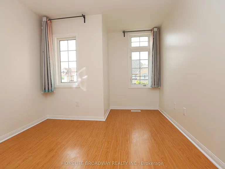 775 Bur Oak Ave — Photo 11