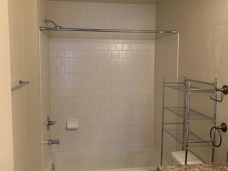 3050 S Todd Ave — Photo 9