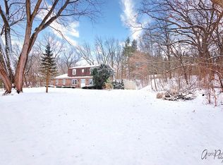 21370 N Highwood Rd, Kildeer, IL 60047