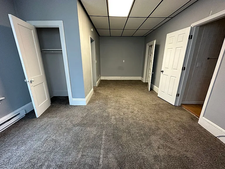 2120 Lansing Ave — Photo 10